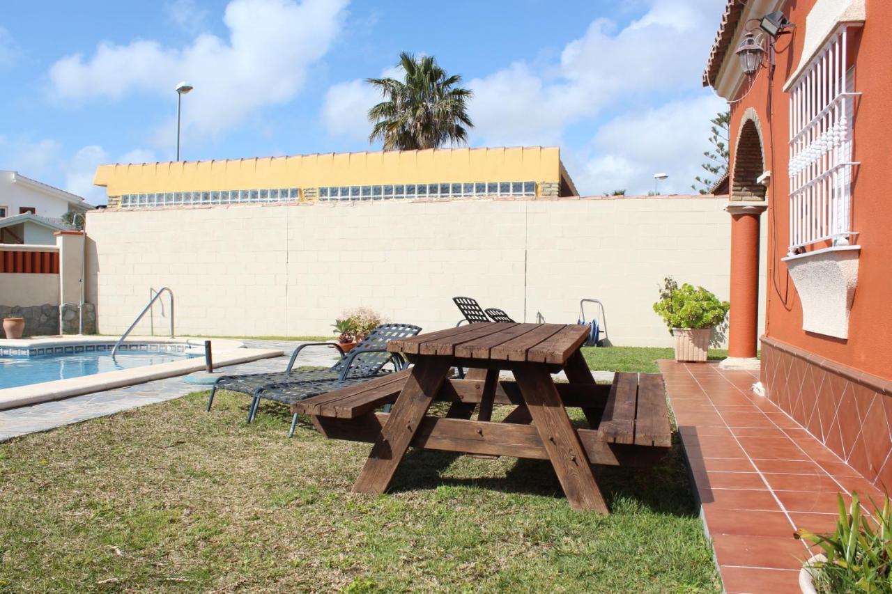 Chalet Marisma Con Piscina Privada Villa Chiclana de la Frontera Exteriör bild